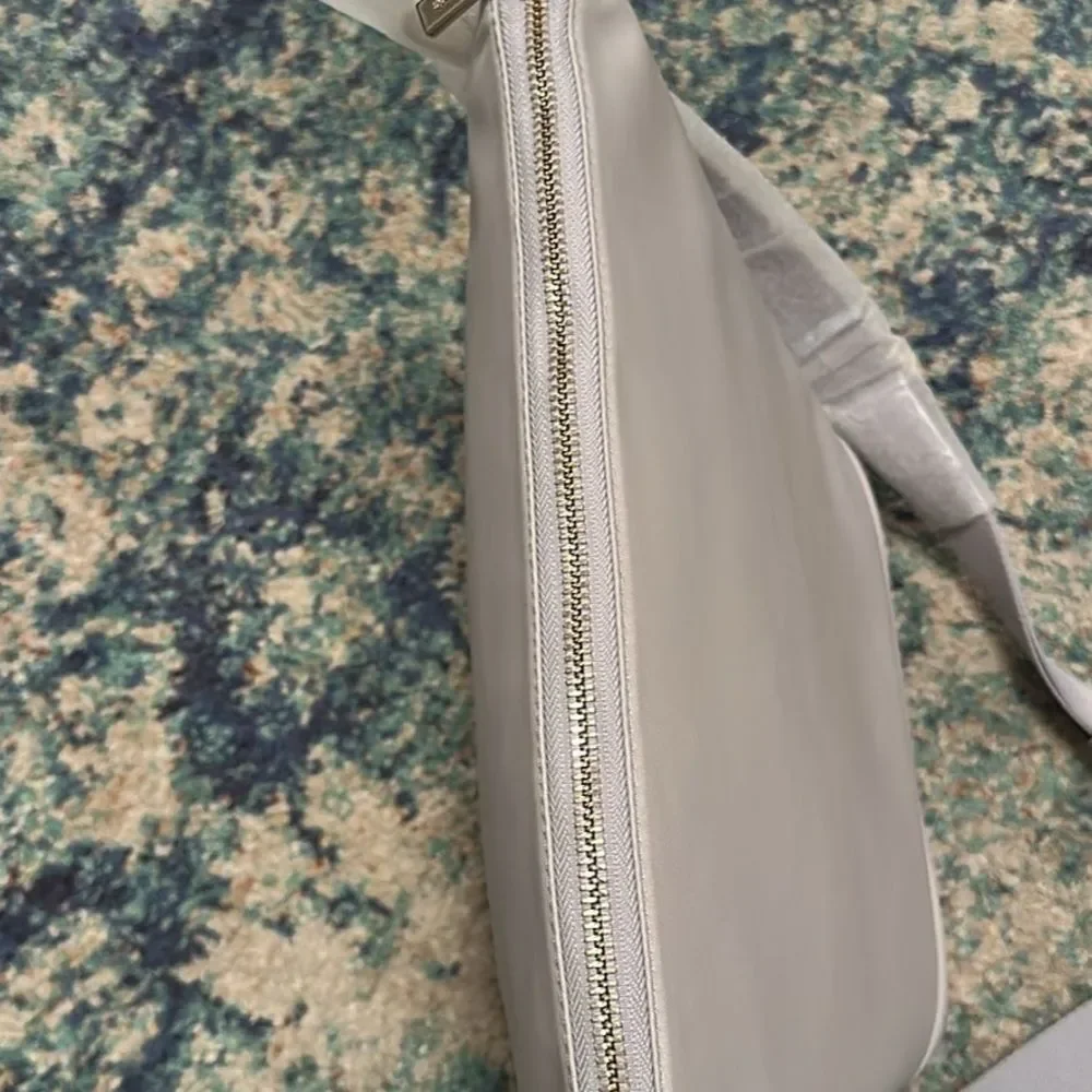 NWT Kate Spade Chelsea Nylon Crossbody In Platinum Grey